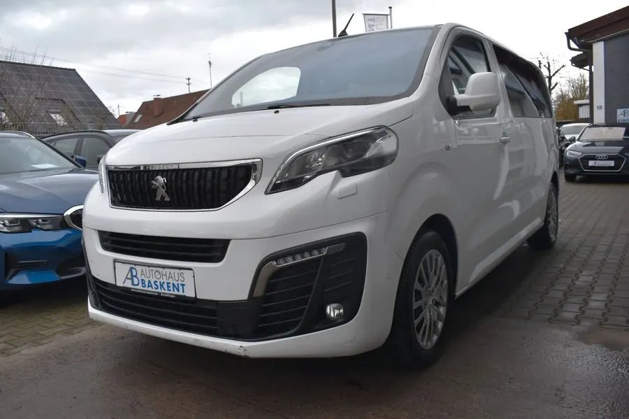 Peugeot Traveller